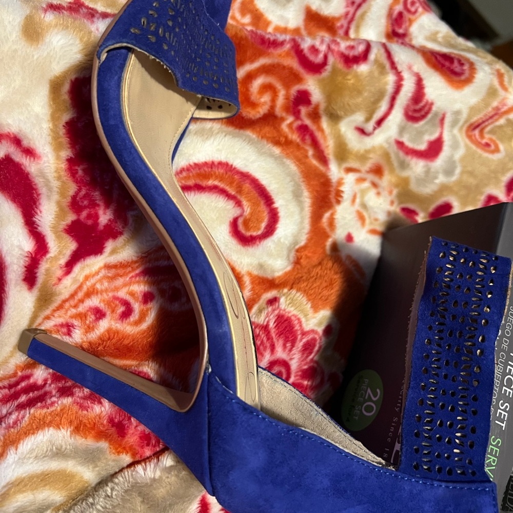 Jessica Simpson heels